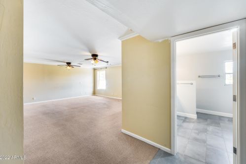 5501 Camelback Rd, Phoenix AZ 85033-1642 exterior