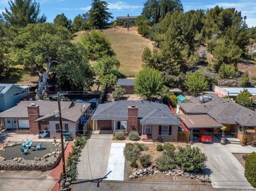 2707 Vine St, Lake Nacimiento, CA 93446-1121