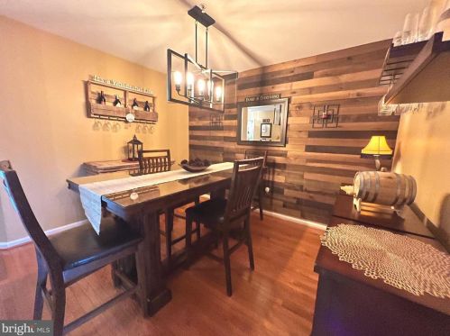 324 Glenn Rose Cir, Norristown PA 19406-1783 exterior