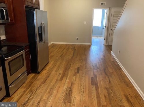 2108 17th St, Philadelphia, PA 19121-1604