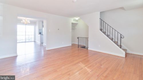 2943 Wetherburn Ct, Woodbridge VA  22191-4631 exterior