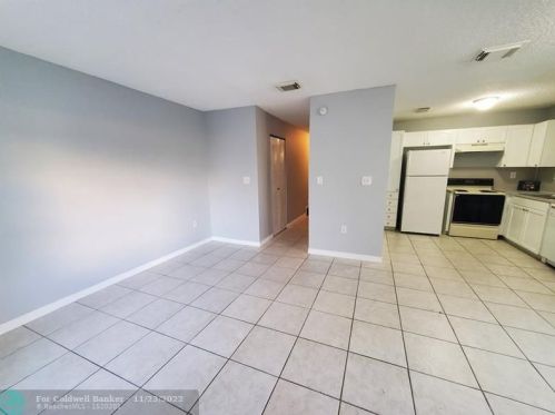 18772 100th Ave, Miami, FL 33157-6985