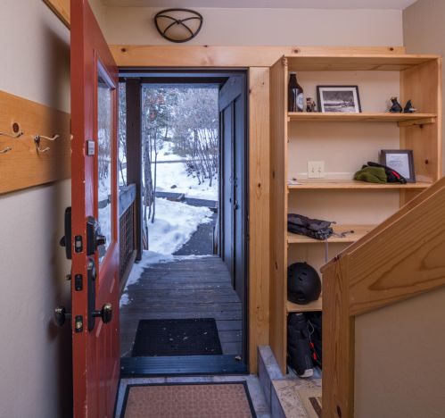 3015 Silver Strike, Truckee, CA 96161-4207