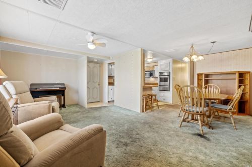 126 Apple Ln, Santa Rosa CA  95407-7604 exterior