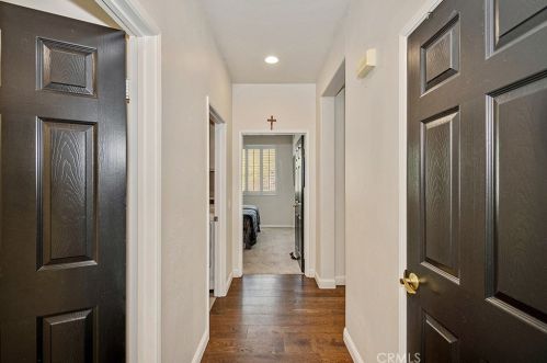 29584 Mammoth Ln, Santa Clarita CA  91387-6216 exterior