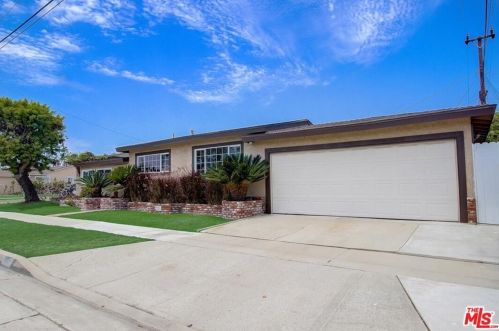2321 164th St, Torrance, CA 90504-1508