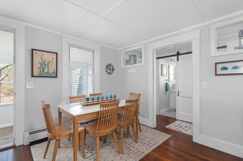 18 Lakeview Dr, South Kingstown RI  02882-1223 exterior