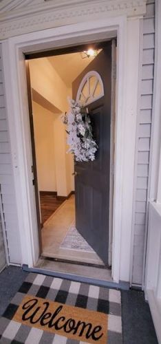 910 9th Ave, Beaver Falls, PA 15010-4513