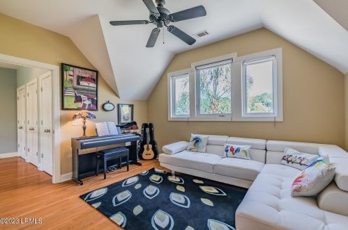 66 National Blvd, Beaufort SC  29907-1766 exterior