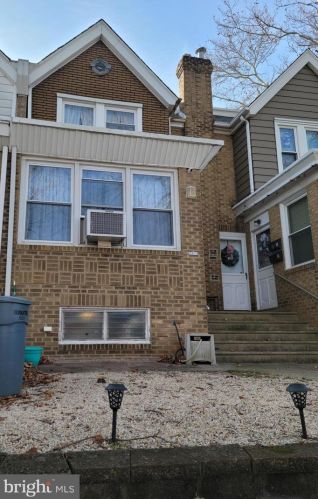 3402 Englewood St, Philadelphia, PA 19149-1610