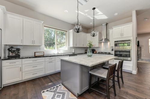 559 Greenwood Dr, Meadow Vista CA  95722-9708 exterior
