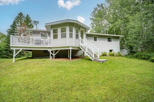 5752 Rose Rd, Duluth, MN 55811-1213