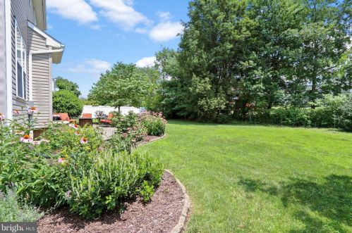 233 Beech Ln, Swedesboro NJ  08085-4033 exterior