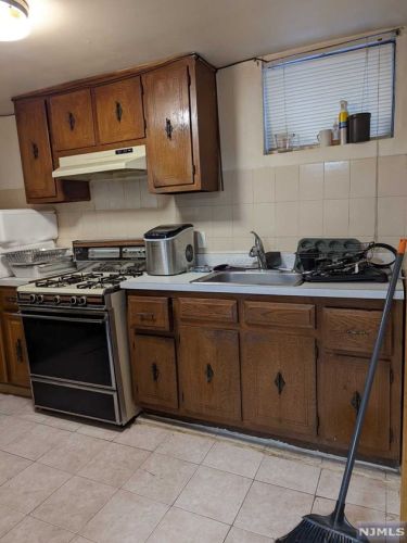 131 Belmont Ave, Outwater NJ  07026-3210 exterior