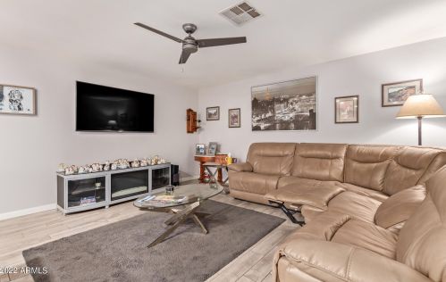 15268 52nd Dr, Glendale AZ  85306-4309 exterior