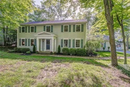 157 Fireside Ln, Split Rock, NY 13031-1939