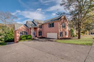 6844 Collinswood Dr, Nashville, TN 37221-3961
