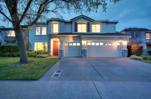 1627 Daunting Dr, Folsom CA  95762-7659 exterior