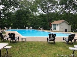 3 Hook Rd, Poughkeepsie NY  12601-1110 exterior