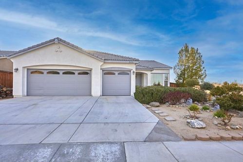 15896 Rough Rider Pl, Victorville, CA 92394-6749