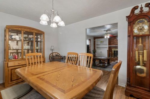 8449 Freeport Dr, Dallas TX  75228-4935 exterior