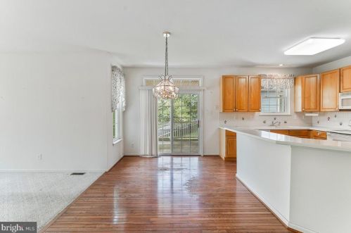 808 Phipps Woods Ct, Glen Mills PA  19342-2243 exterior