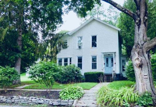 243 Broad St, Grangerville, NY 12871-1025