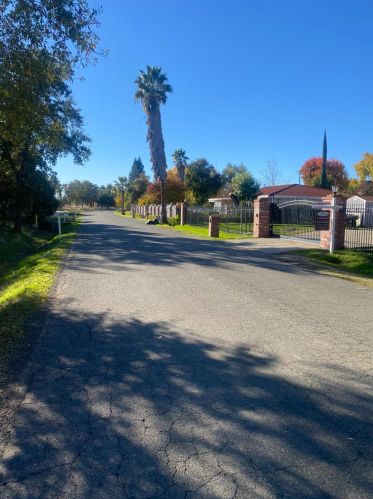 3621 Orange Grove Ave, North Highlands, CA 95660-5624