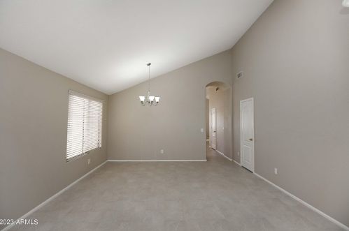 11122 Windsor Ave, Avondale AZ  85392-5875 exterior