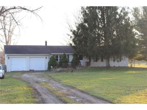 16899 Huntley Rd, Huntsburg, OH 44046-9767