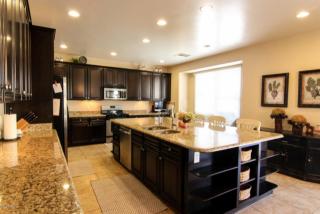 3092 Cottonwood Ct, Chandler, AZ 85286-2383