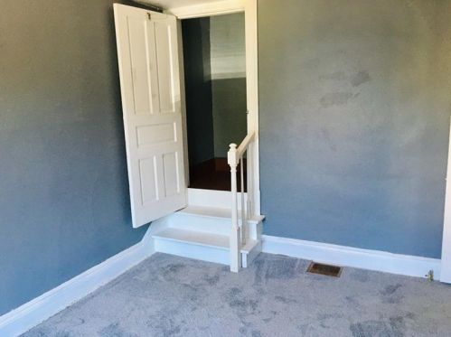 11 Gaskill Ave, Jeannette PA  15644-3346 exterior