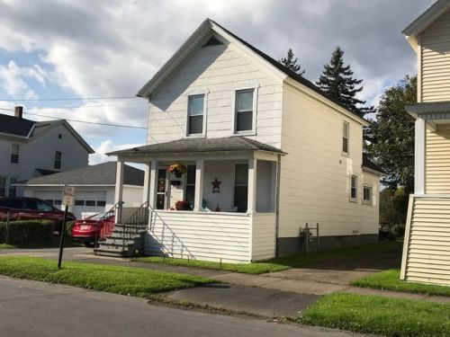 216 Smith St, Herkimer, NY 13350-2018