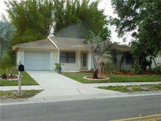 1187 Deer Hollow Blvd, Sarasota, FL 34232-5910