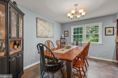 1707 Crossfield Dr, Lancaster PA 17603-6789 exterior