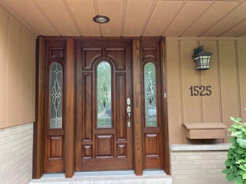 1525 Tulip Ln, Hammond, IN 46321-3132