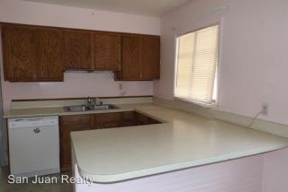 303 Gladden Dr, Farmington NM  87401-6336 exterior