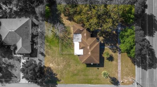 110 Palm Ave, Howey In The Hills, FL 34737-3417