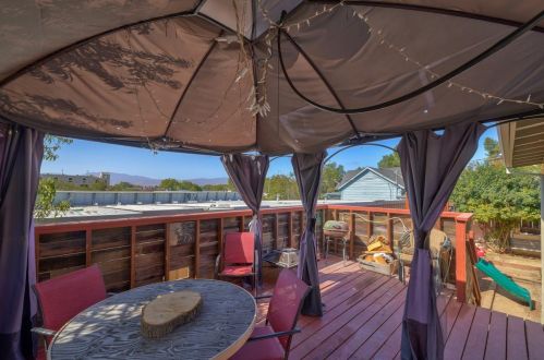 337 Hill St, Hollister, CA 95023-3728