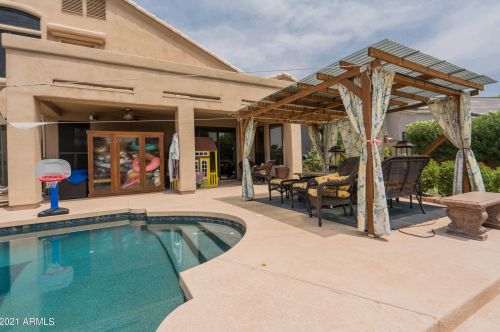 6007 Potter Dr, Glendale AZ  85308-6728 exterior