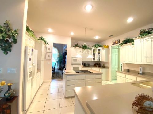 3097 Blossom Dr, Beverly Hills FL  34465-4515 exterior