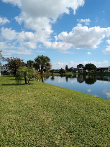 174 Chatham I, West Palm Beach, FL 33417-1827