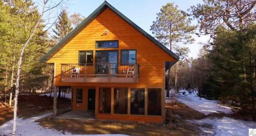 2405 Cabin Cir, Makinen, MN 55763-8006