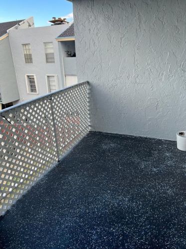 1725 60th St, Hialeah FL  33012-6806 exterior