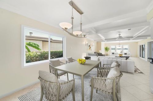 2926 Dominique Dr, Galveston TX 77551-1572 exterior