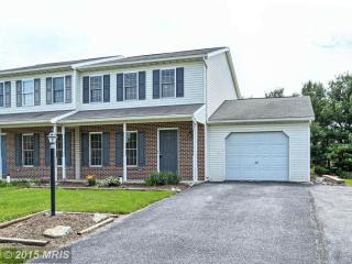 13 Larch Dr, Lees Cross Roads, PA 17257-8739