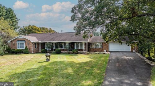 38160 John Wolford Rd, Purcellville, VA 20132-3702