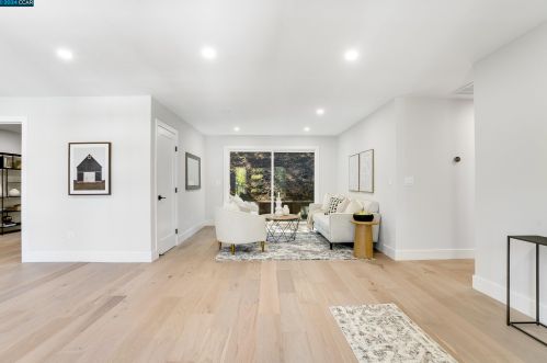 5 Poco Paseo, Orinda, CA 94563-3814