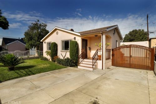 415 51st St, Long Beach, CA 90805-6607