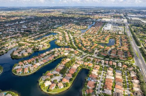 13358 32nd St, Hollywood FL  33027-3908 exterior